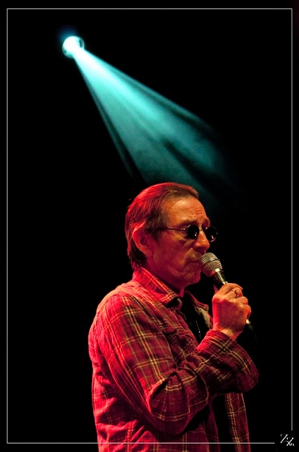 18828-LR John Trudell 2011-01-29 (Zz) [p].jpg